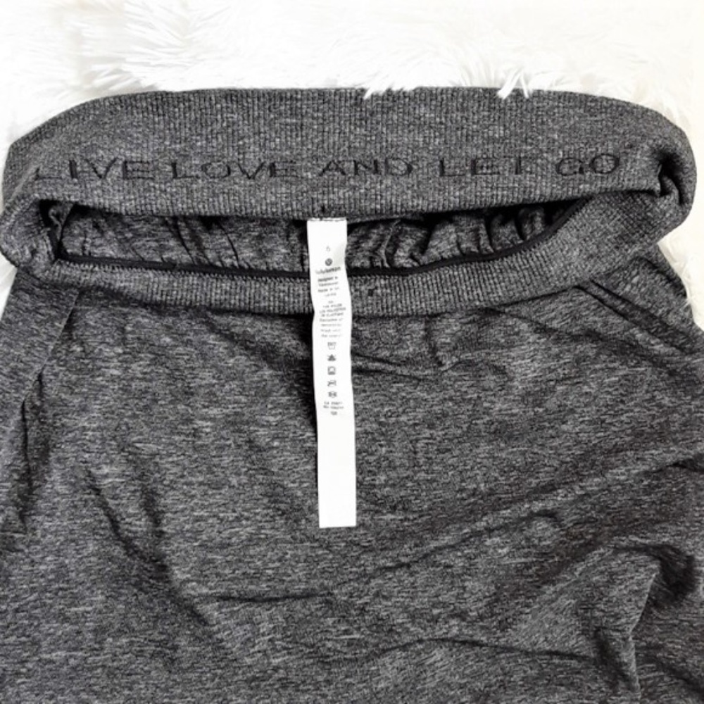 [SOLD] NWT lululemon Boulevard Bliss Skirt Sz 6 - Picture 3 of 8